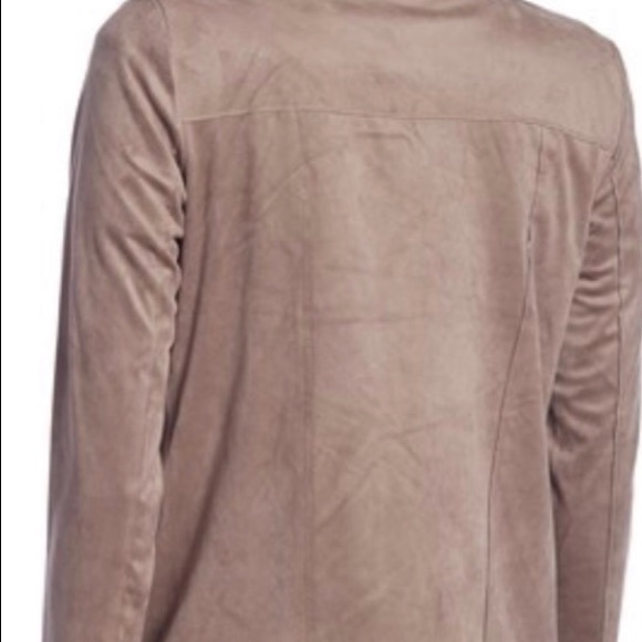 Jacket - Picture 3 of 4